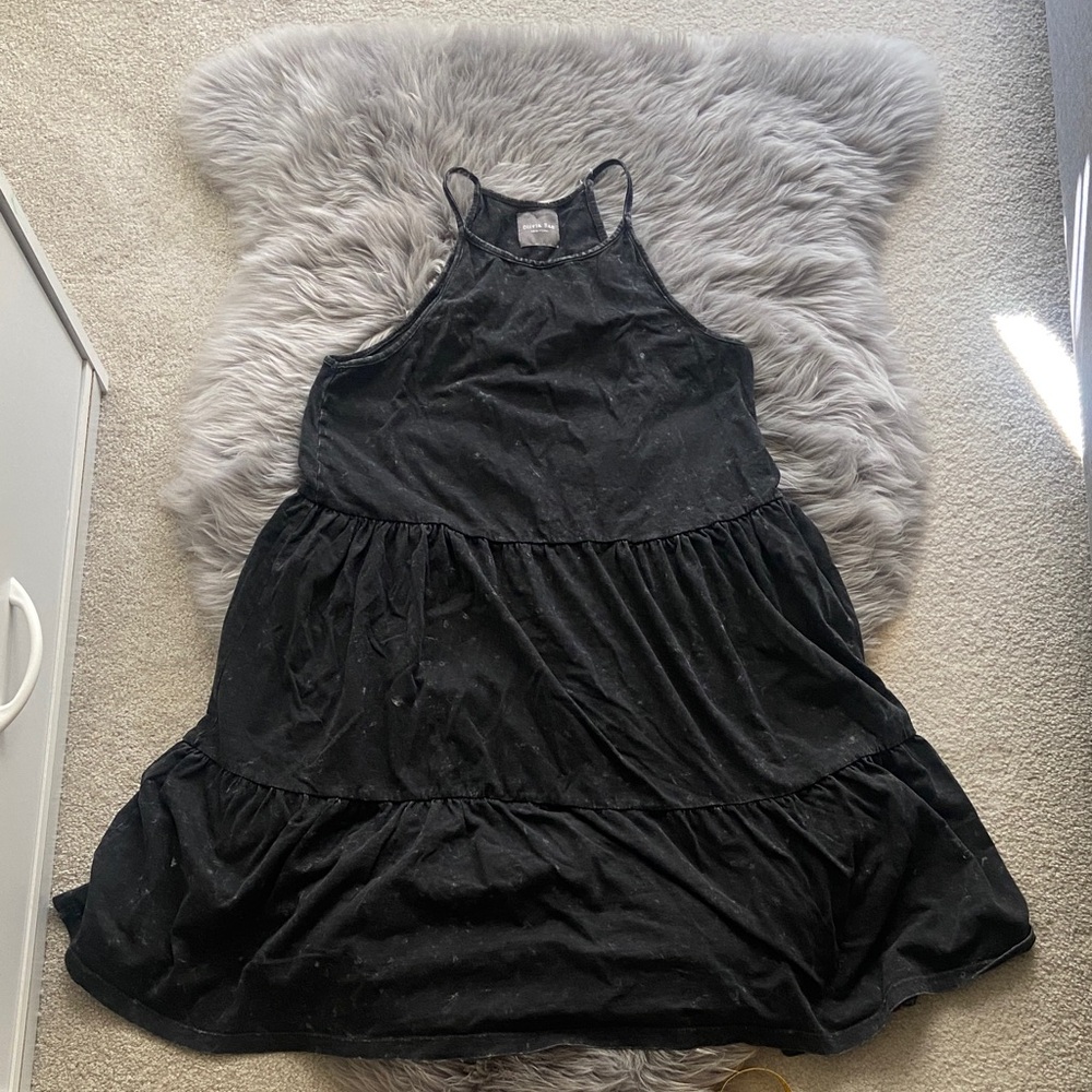 Olivia Rae Black Midi Dress